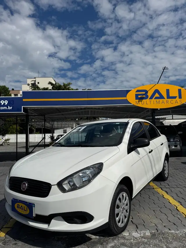 Carro Fiat Grand Siena 2021 1.4 Flex
