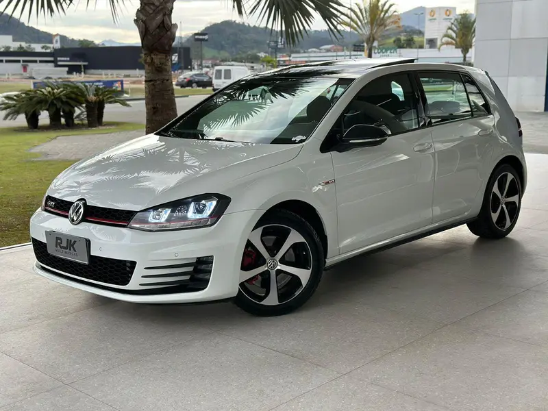 Volkswagen Golf GTI 2.0 TSi DSG