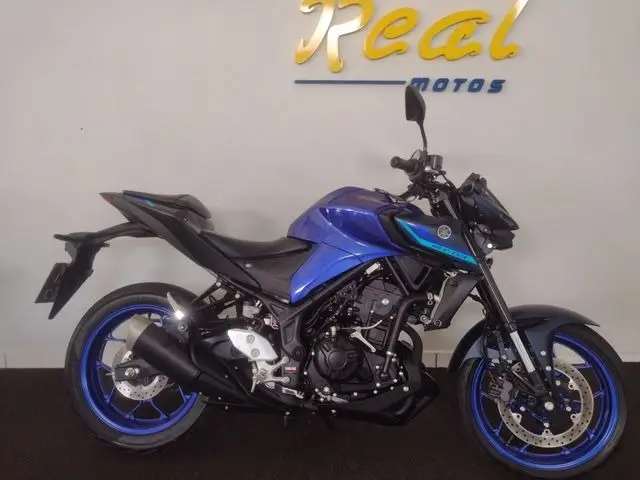 Carro Yamaha MT-03 2024 ABS
