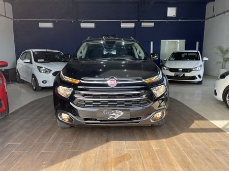 Toro Freedom 1.8 AT6 4x2 (Flex)