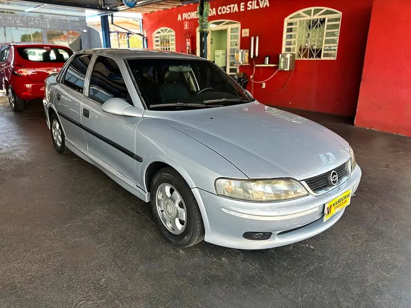 Chevrolet Vectra GLS 2.2 MPFi