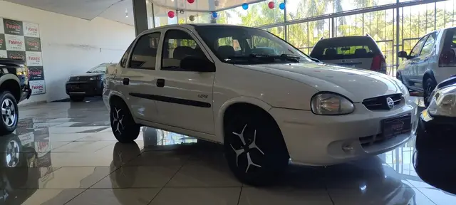Carro Chevrolet Classic 2007 Corsa Sedan  Life 1.6