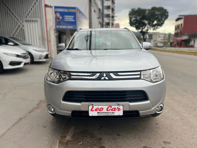 Carro Mitsubishi Outlander 2014 2.0 16V CVT