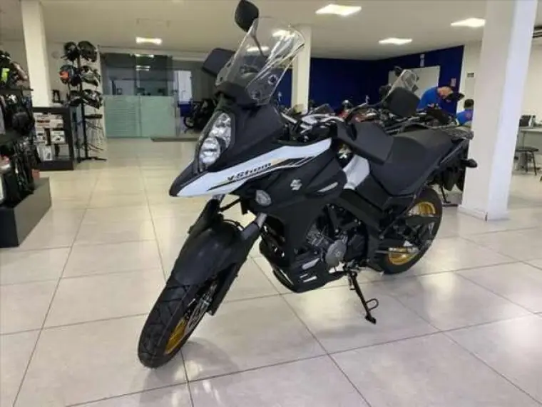 Suzuki V-Strom 650 XT