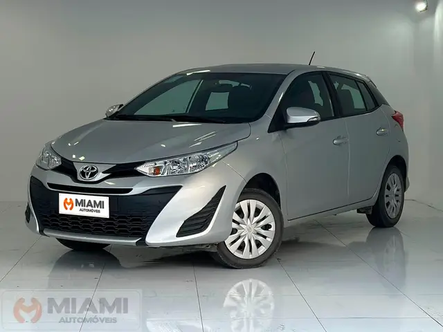 Carro Toyota Yaris 2021 1.3 XL Live (Flex)