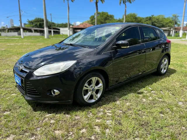 Carro Ford Focus Hatch 2014 SE 1.6 16V TiVCT PowerShift