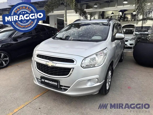 Carro Chevrolet Spin 2015 LT 5S 1.8 (Aut) (Flex)