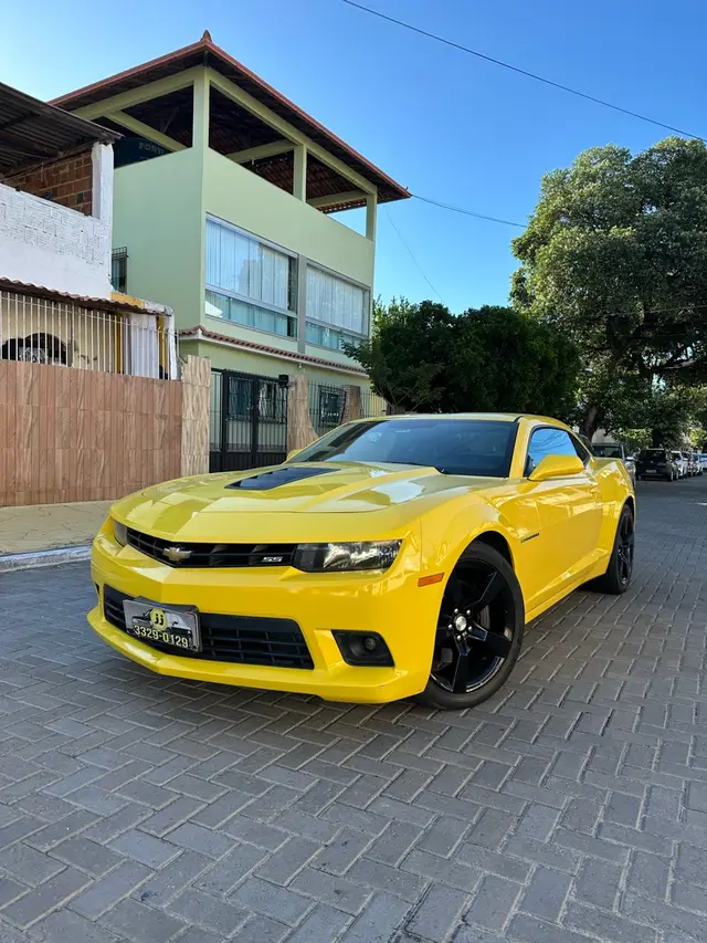 Carro Chevrolet Camaro 2014 SS 6.2
