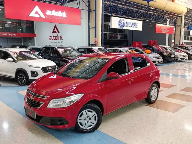 Carro Chevrolet Onix 2014 1.0 LT SPE/4