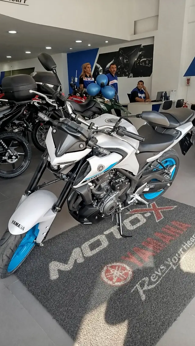 Moto Yamaha MT-03 2025 ABS