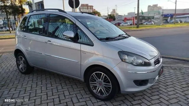 Carro Fiat Idea 2012 Essence 1.6 16V E.TorQ (Flex)
