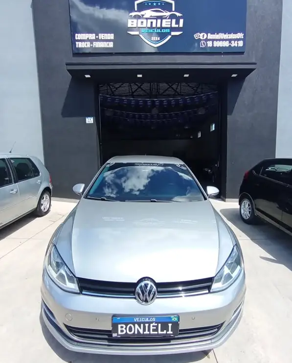 Carro Volkswagen Golf 2015 Comfortline 1.4 TSi
