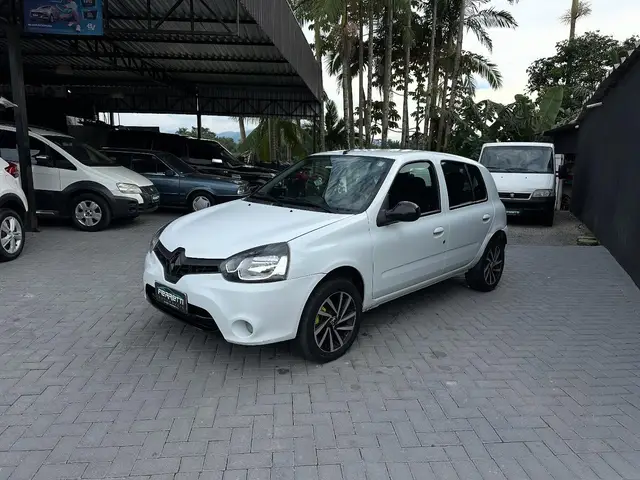 Carro Renault Clio 2016 Expression 1.0 16V (Flex)