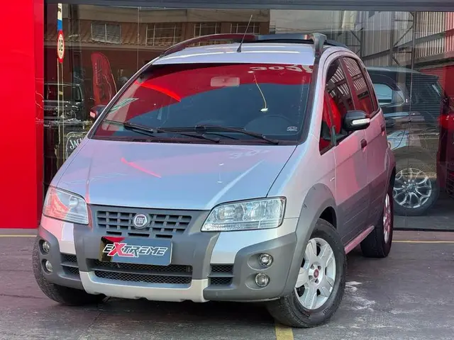 Carro Fiat Idea 2010 Adventure 1.8 (Flex)