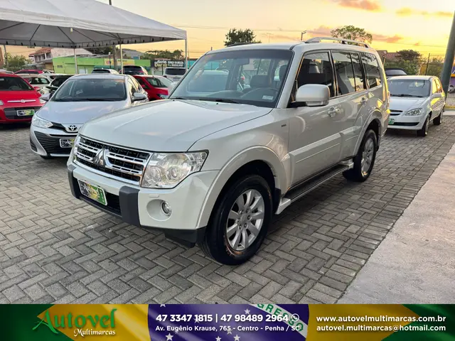 Carro Mitsubishi Pajero Full 2011 3.8 V6 5D HPE 4WD