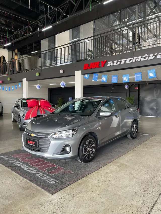 Carro Chevrolet Onix Plus 2024 LT 1.0