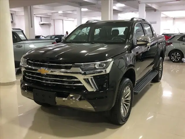 Carro Chevrolet S10 Cabine Dupla 2025 High Country 2.8 Turbodiesel (Aut.)