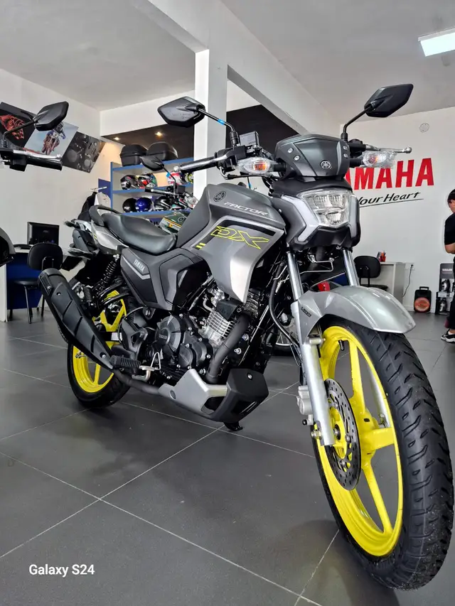 Carro Yamaha YBR 150 Factor 2025 DX
