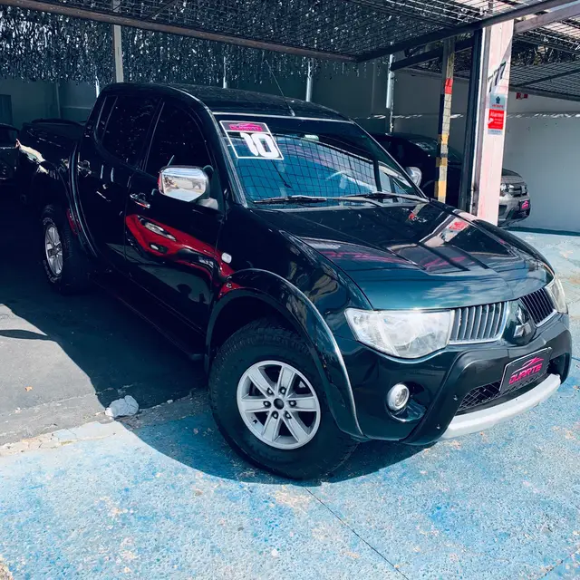 Carro Mitsubishi L200 Triton Sport 2010 L 200 Triton HPE 4x4 3.5 V6 (flex) (cab. dupla) (aut)