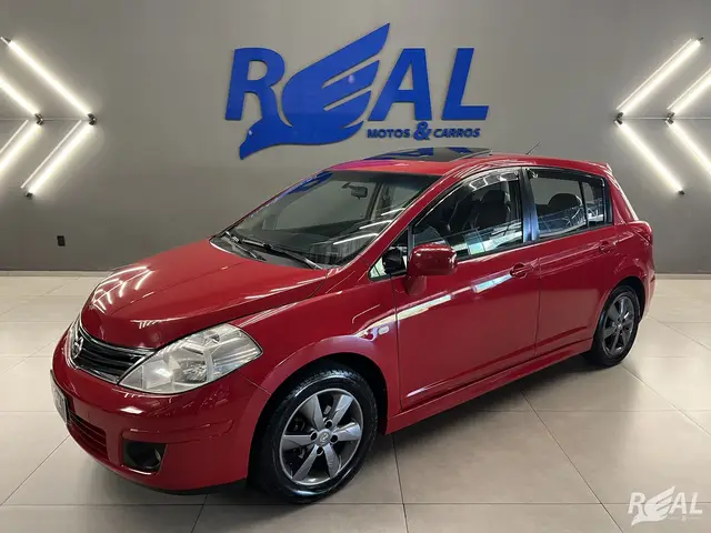 Carro Nissan Tiida 2012 SL 1.8 (flex) (aut)