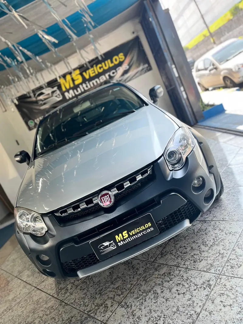 Fiat Strada Adventure 1.8 16V Dualogic (Flex) (Cabine Dupla)