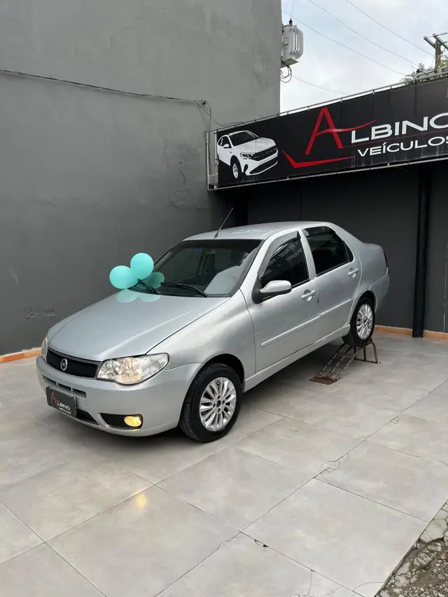 Carro Fiat Siena 2005 HLX 1.8 8V (Flex)