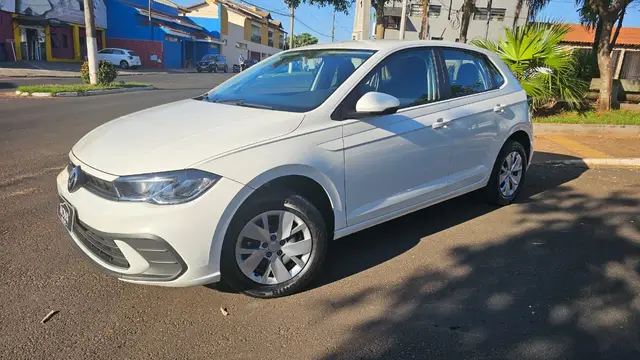 Carro Volkswagen Polo 2024 MPI (Flex)