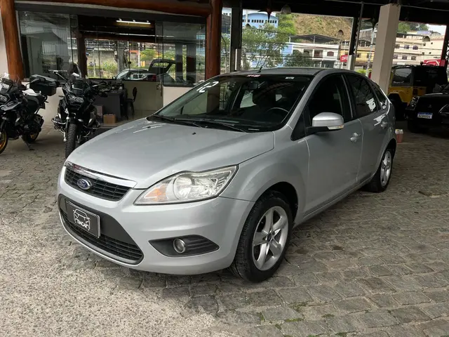 Carro Ford Focus Hatch 2012 GLX 1.6 16V (Flex)