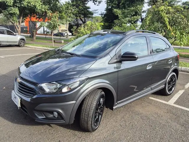 Carro Chevrolet Onix 2019 Activ 1.4 (Aut.)