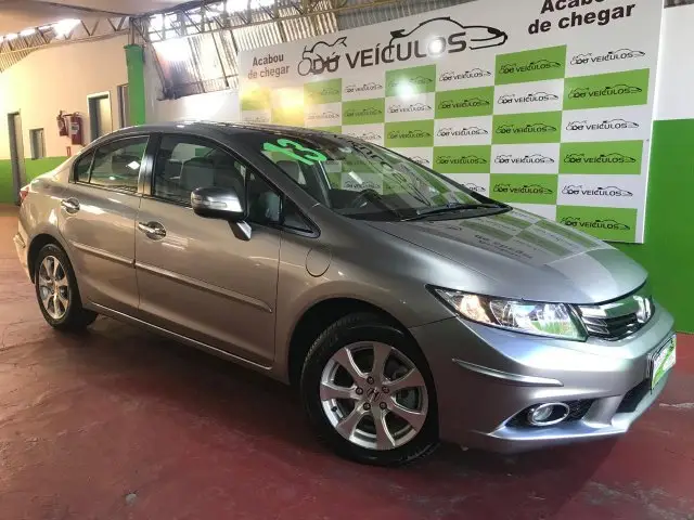 Carro Honda Civic 2013 New  EXS 1.8 16V i-VTEC (Aut) (Flex)