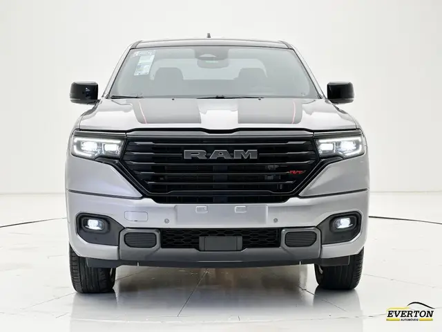 Carro RAM Rampage 2024 R/T 2.0 Turbo