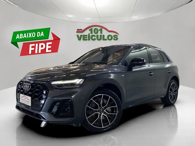 Carro Audi Q5 2023 S-Line Black 2.0 TFSI Quat. S-Tronic