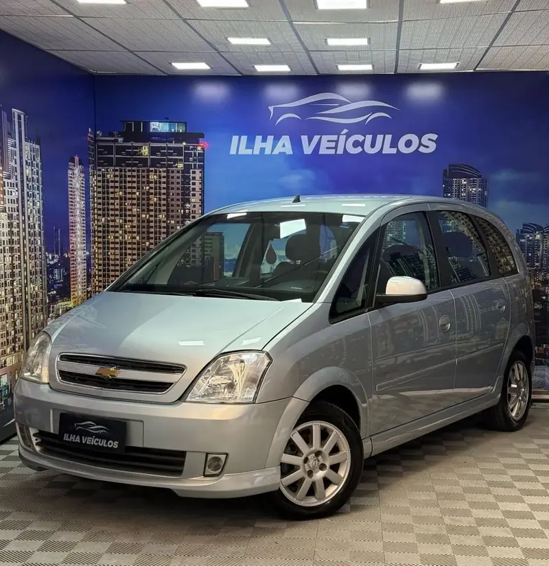 Chevrolet Premium 1.8 (Flex) (easytronic)