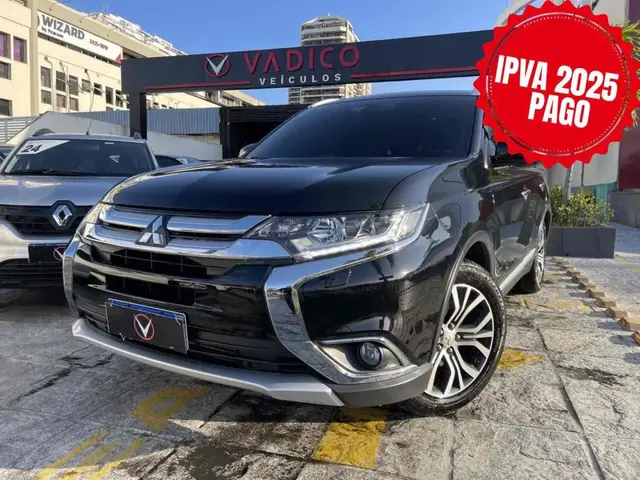 Carro Mitsubishi Outlander 2018 2.2 DI-D Mid 4WD
