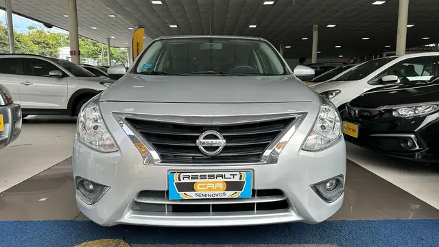 Carro Nissan Versa 2021 1.6 16V V-Drive (Flex)