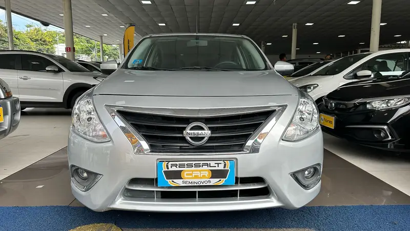 Nissan Versa 1.6 16V V-Drive (Flex)