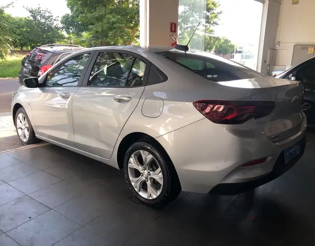 Carro Chevrolet Onix Plus 2023 LTZ 1.0 Turbo (Aut.)