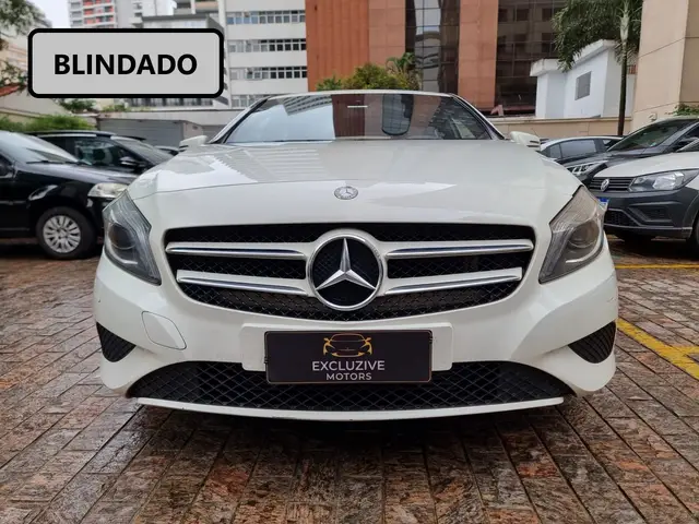 Carro Mercedes-Benz Classe A  2015 200 Style 1.6 DCT Turbo