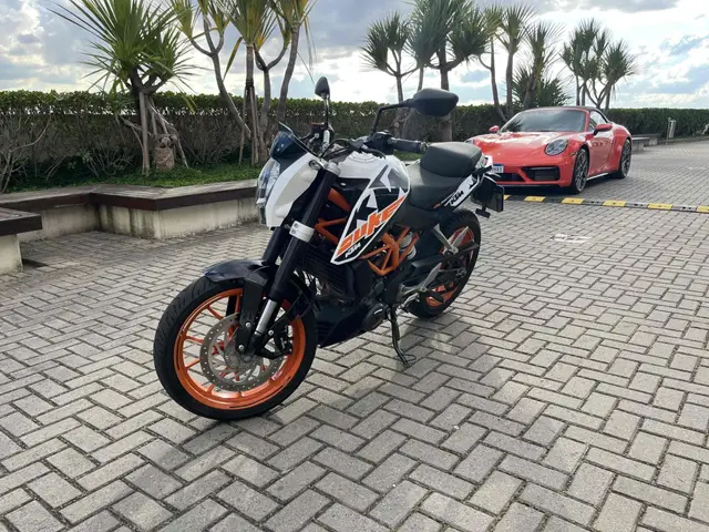 Carro KTM Duke 390 2018 390