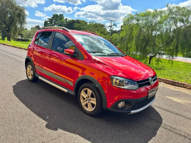 Carro Volkswagen CrossFox 2011 1.6 (Flex)