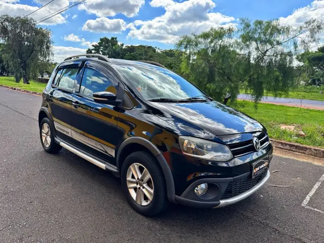 Carro Volkswagen CrossFox 2011 1.6 (Flex)