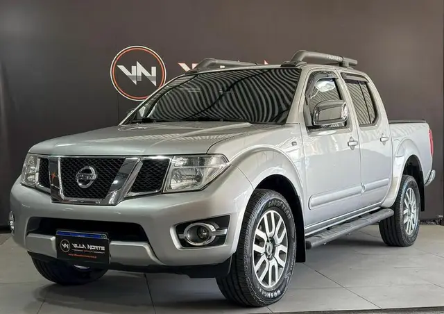 Carro Nissan Frontier 2015 2.5 TD CD 4x4 SL (Aut)
