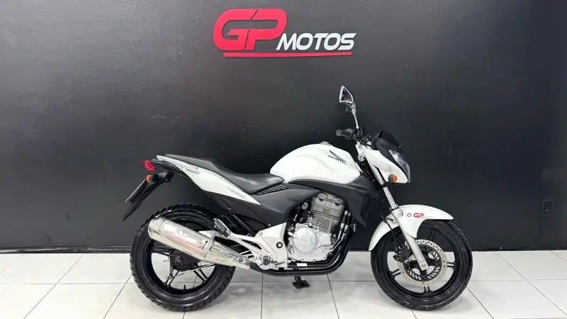 Honda CB 300R Standard