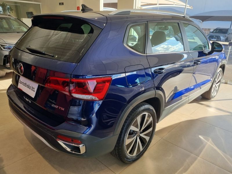 Taos Highline 1.4 TSI (Aut) (Flex)