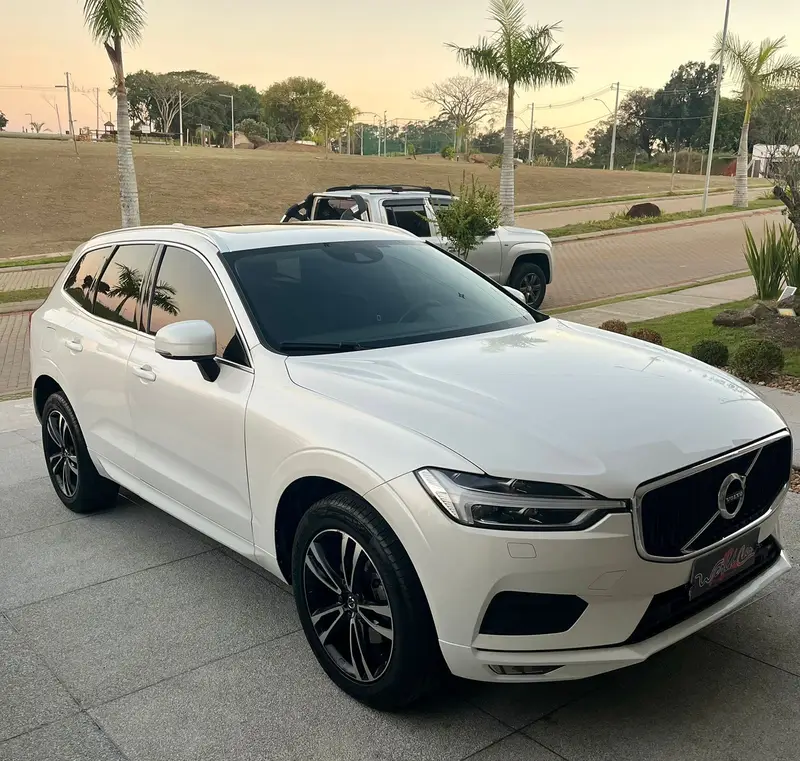 Volvo 2.0 T5 Momentum AWD