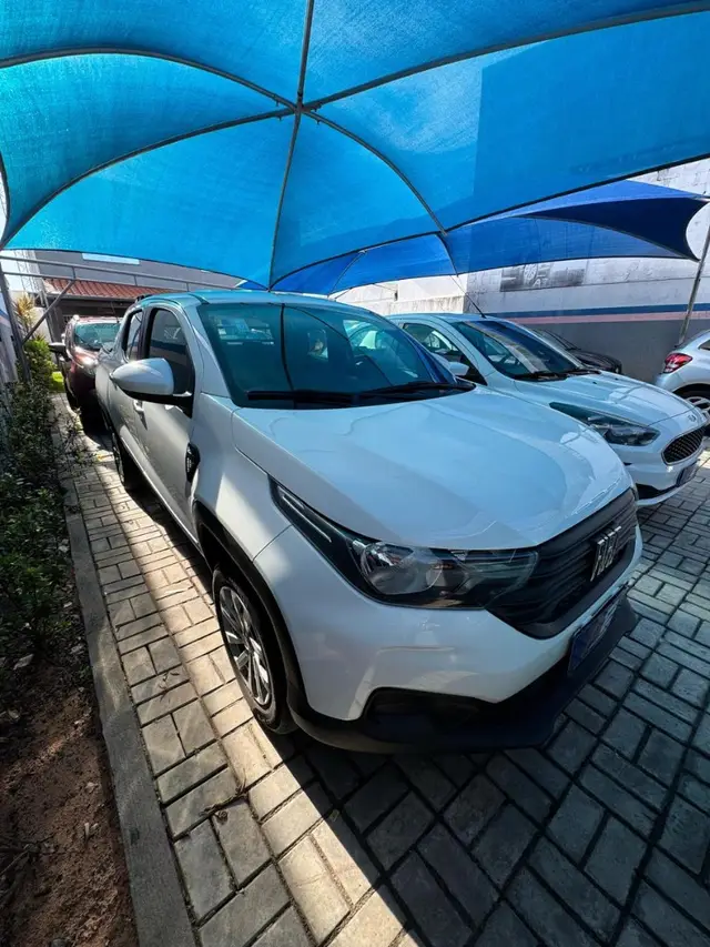 Carro Fiat Strada 2021 Endurance 1.4 CD (Flex)