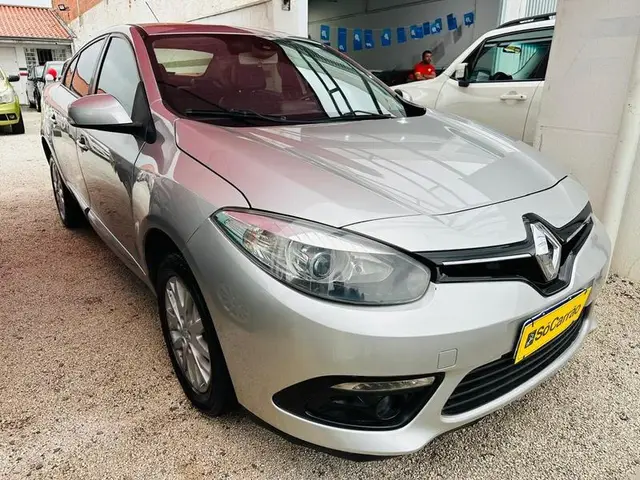 Carro Renault Fluence 2015 Sed. Dyn. Plus 2.0 16V (FLEX) (Aut.)