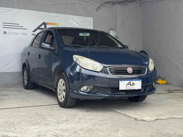 Carro Fiat Grand Siena 2014 Tetrafuel 1.4 8V