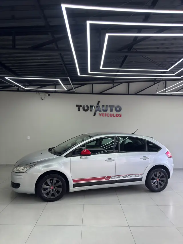 Carro Citroën C4 2012 Exclusive Sport Solaris 2.0 16V (Flex)