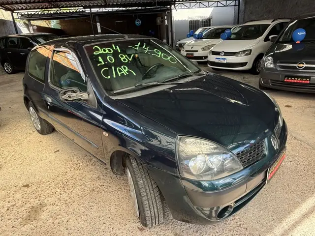 Carro Renault Clio 2004 Hatch. Authentique 1.0 8V
